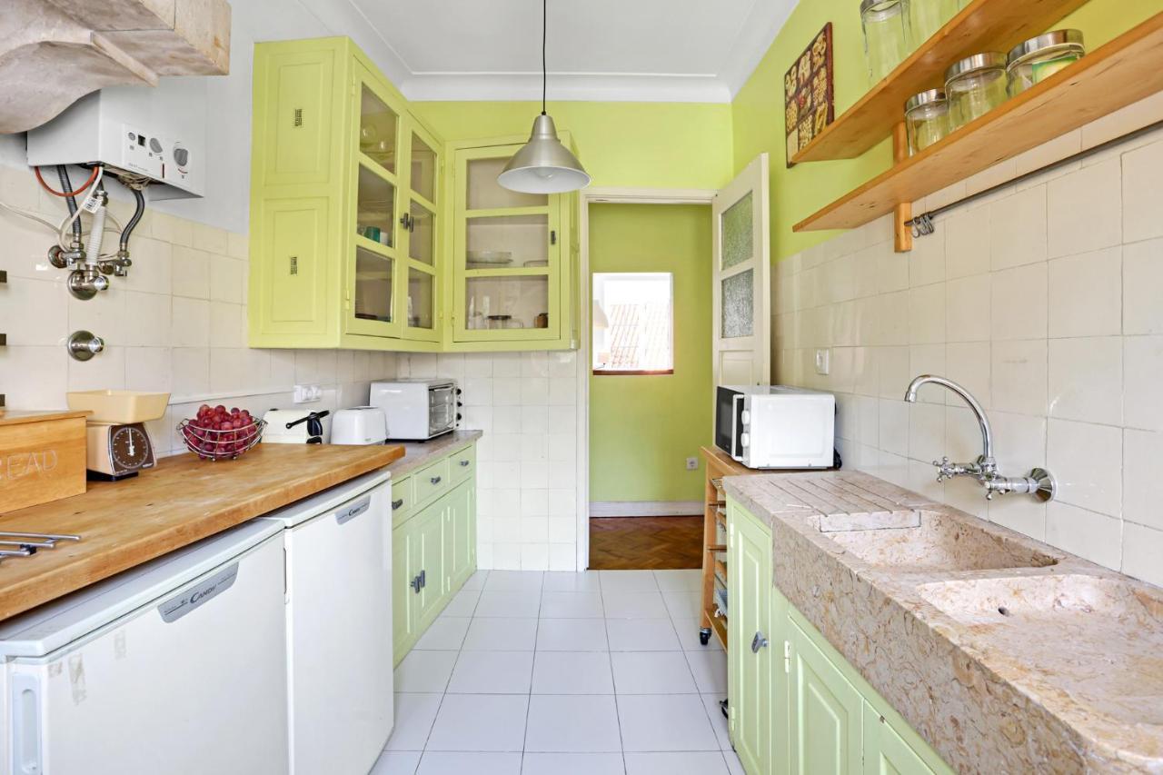 Castelo Apartment - Beautiful Balcony View ลิสบอน ภายนอก รูปภาพ